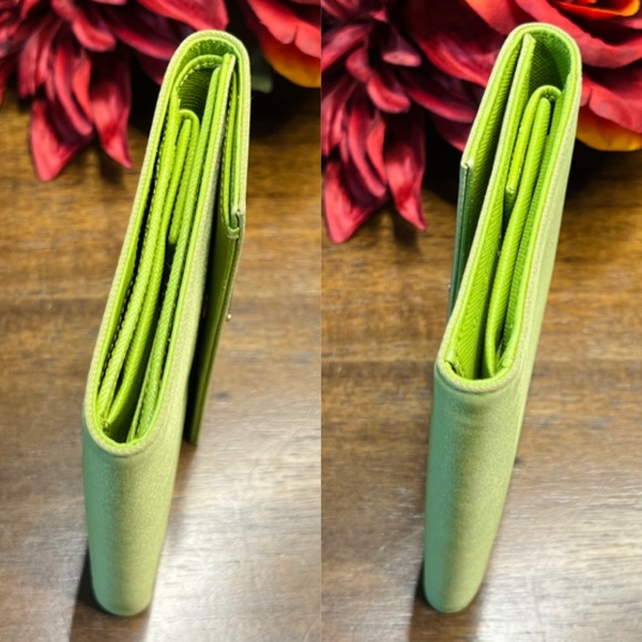 Authentic Prada Compact Wallet - EUC - Picture 3 of 11